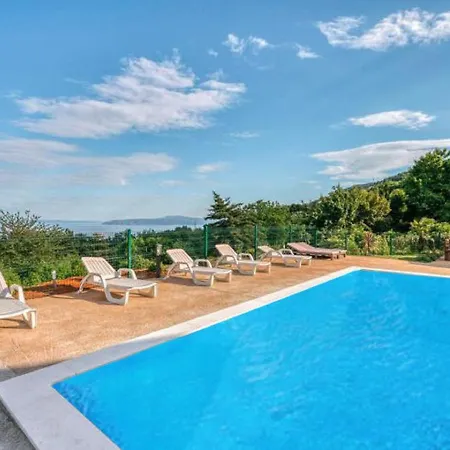 Elegant Holiday In Lovran With Swimming Pool