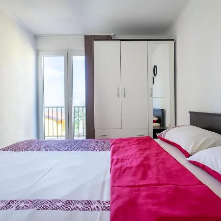 Elegant Holiday In Lovran With Swimming Pool Nyaraló *